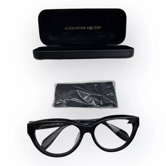 Alexander McQueen Eyeglasses New Gray Tranparent AM0045OA 003 55 17 140 main image 10